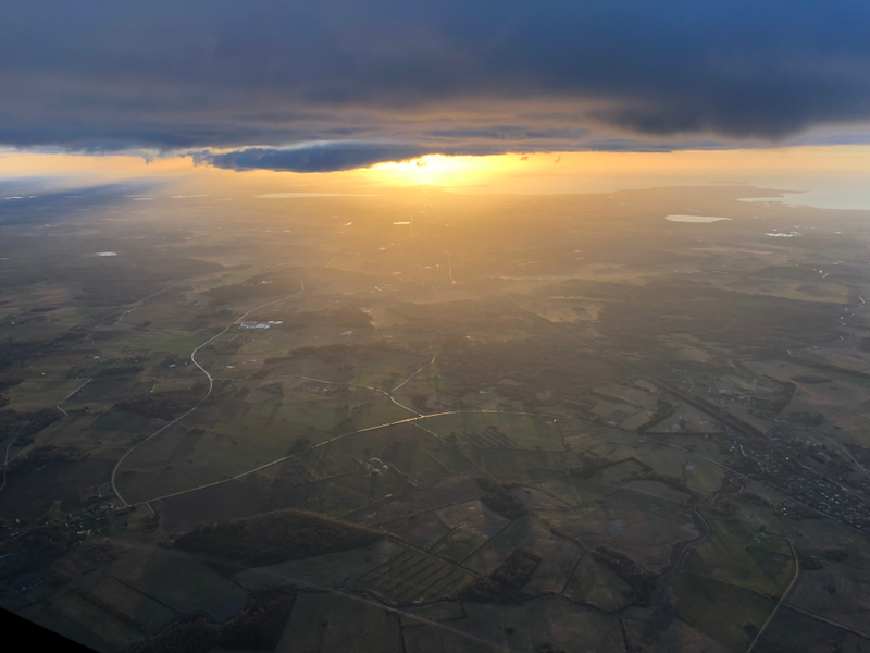 Breaking through the clouds on the way back home with this kind of view.